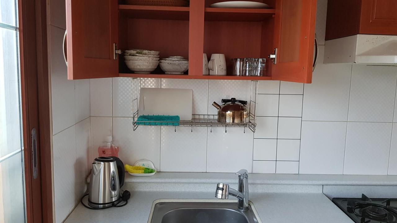 Jun House Hostel *